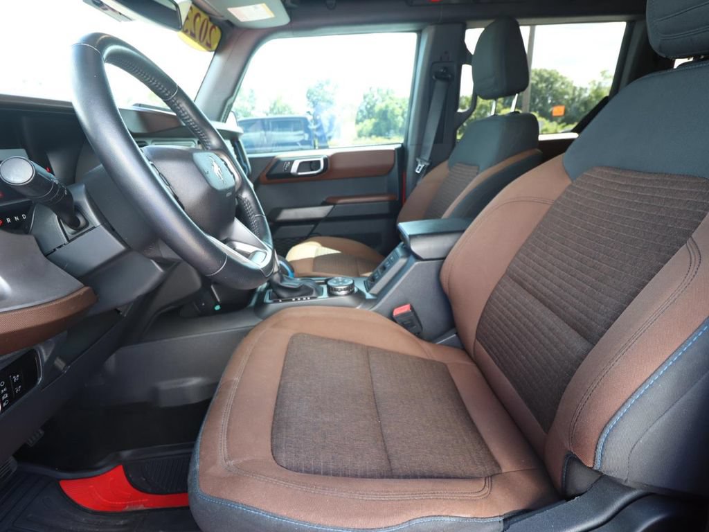 Certified 2023 Ford Bronco Outer Banks AWD/4WD image 2
