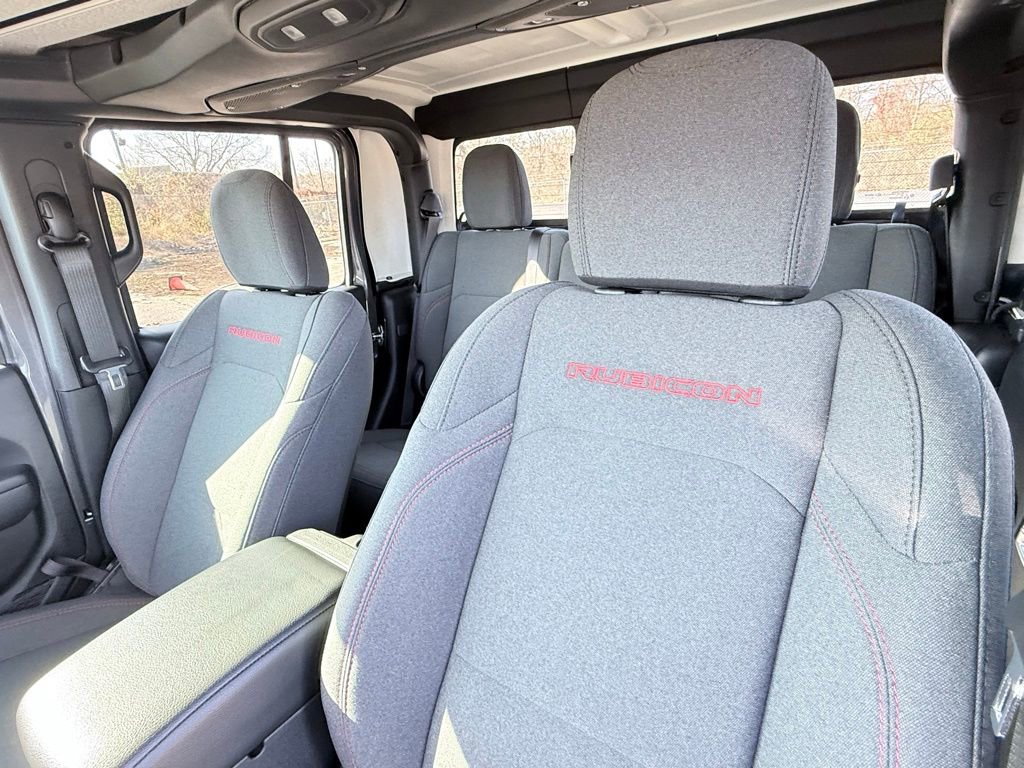 Used 2024 Jeep Gladiator Rubicon image 26