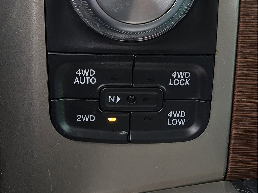 Used 2015 RAM 1500 Laramie w/ Convenience Group image 15