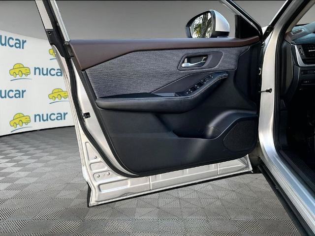 Certified 2023 Nissan Rogue SV AWD/4WD image 9