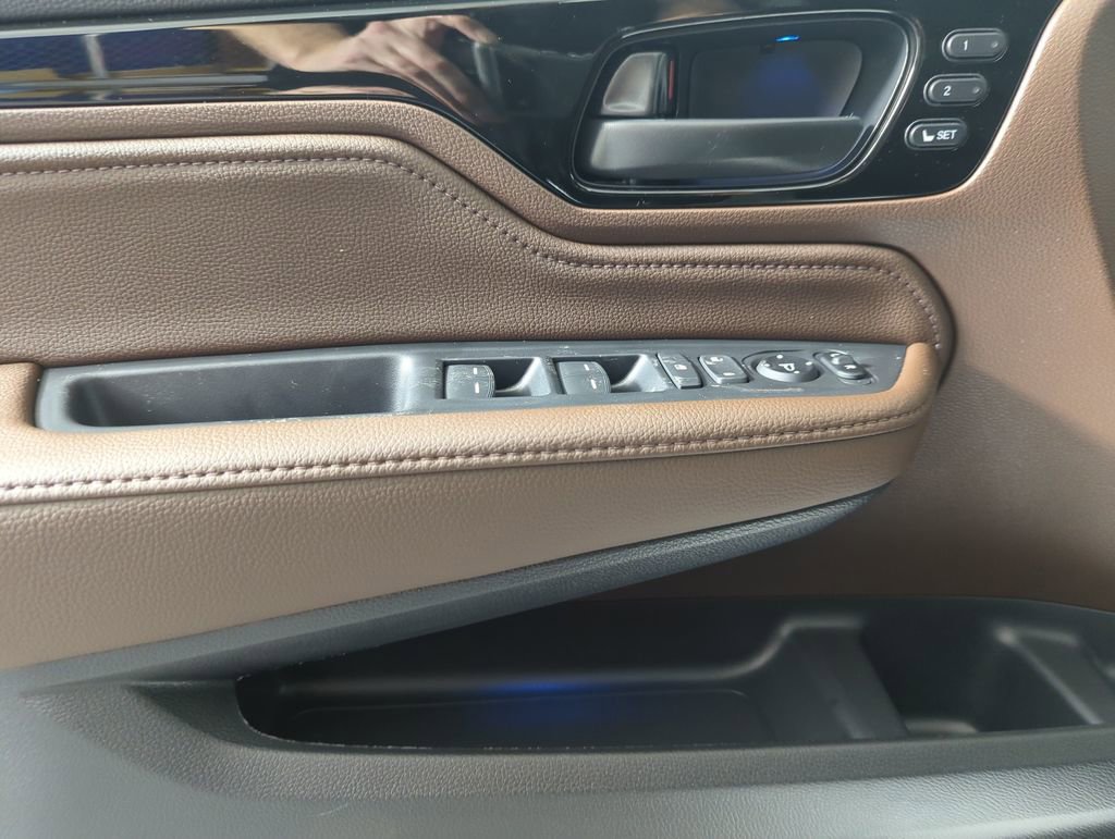 New 2026 Honda Odyssey Touring image 13