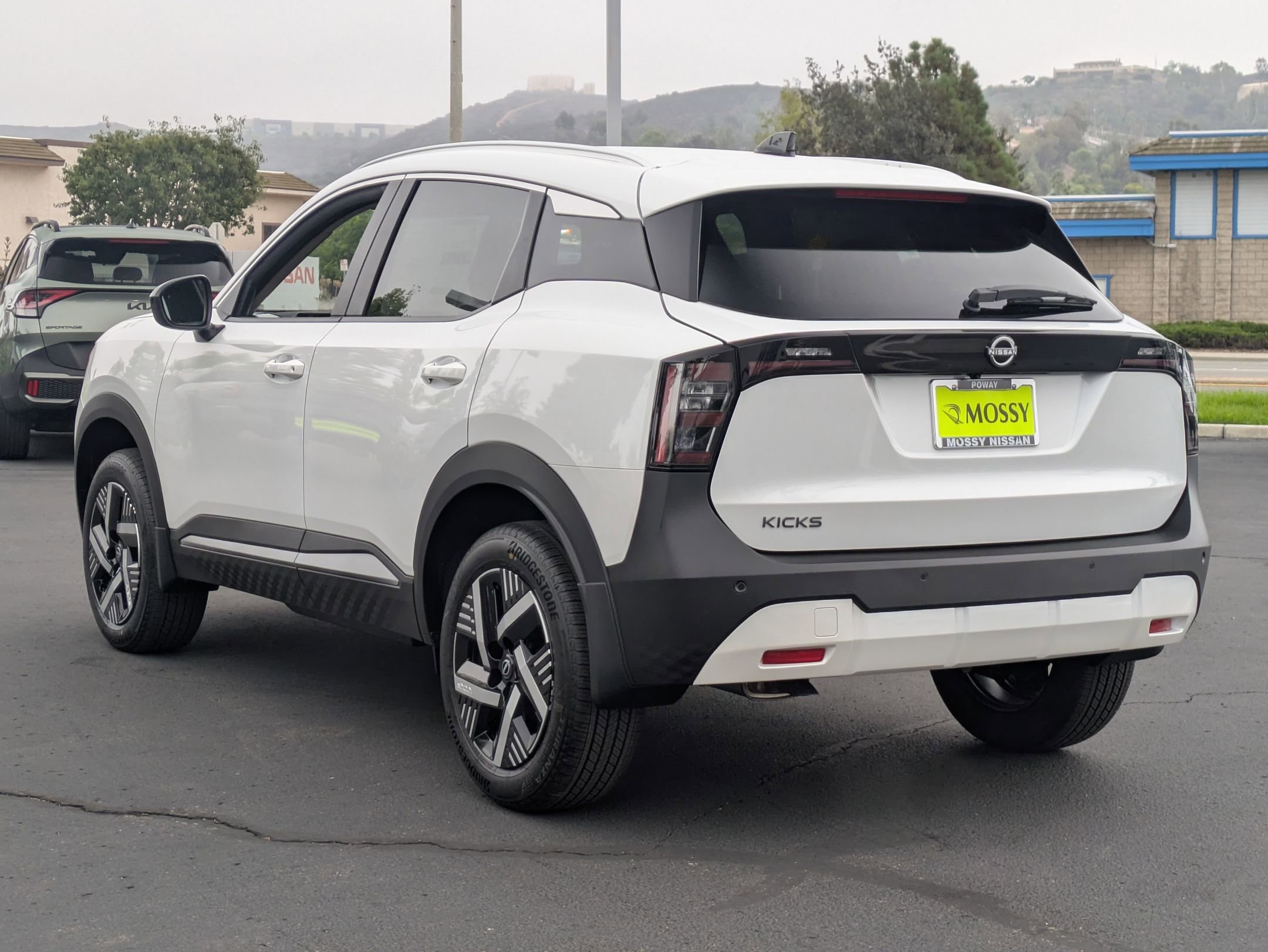 New 2026 Nissan Kicks SV image 7