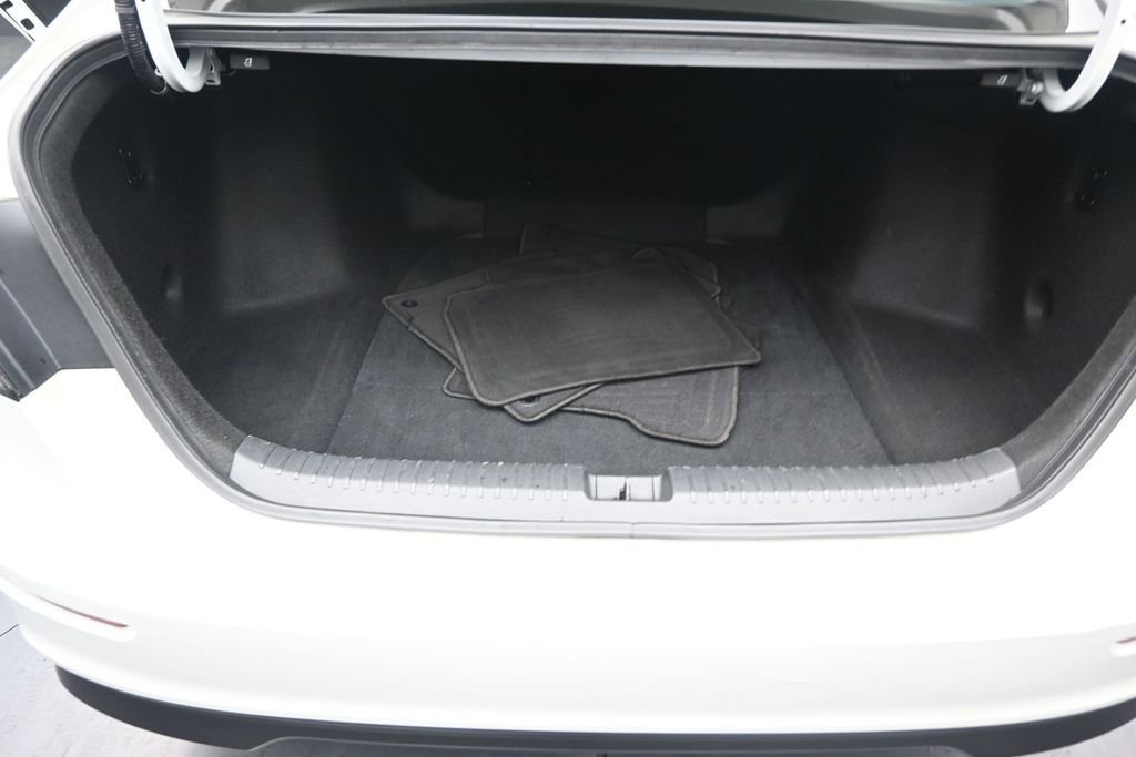 Used 2023 Honda Accord Sport image 12