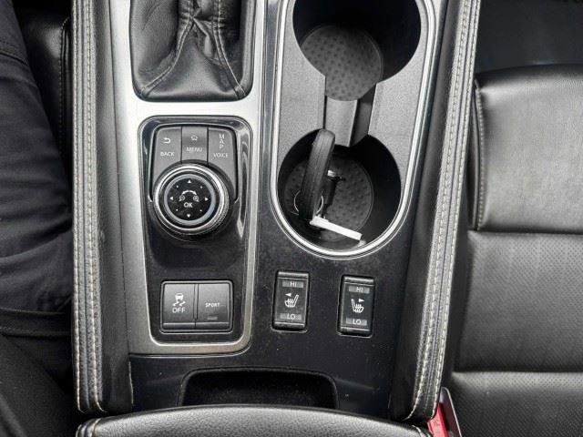 Used 2022 Nissan Maxima SV w/ Floor Mat Group FWD image 31