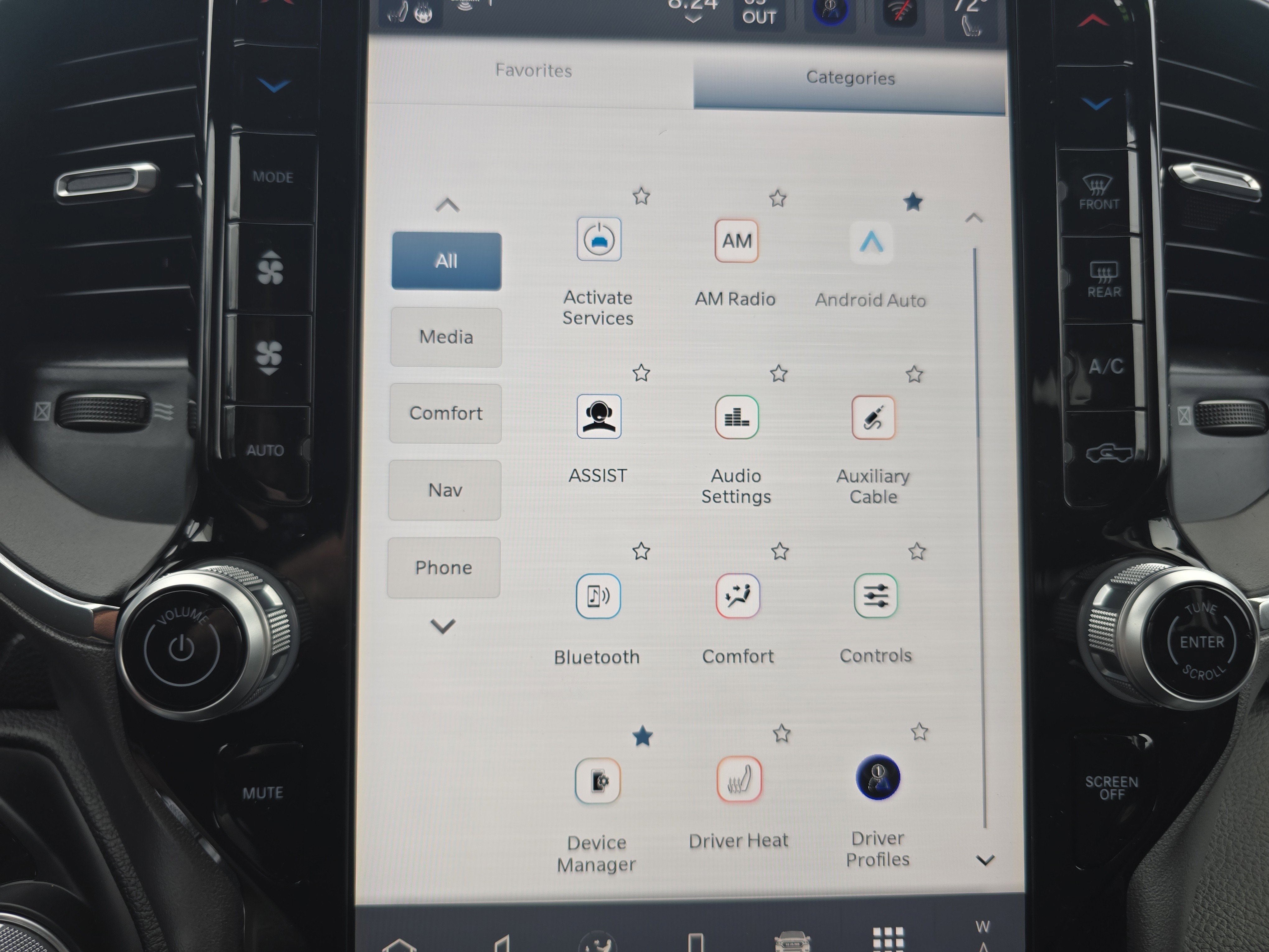 Used 2025 RAM 1500 Laramie image 32