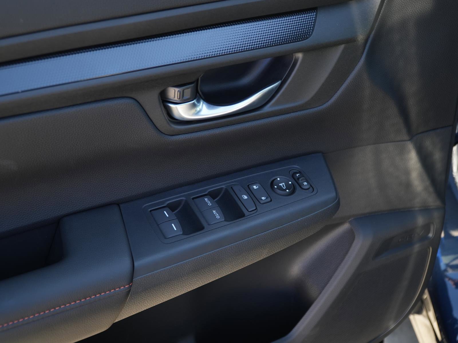 New 2026 Honda CR-V Sport image 13