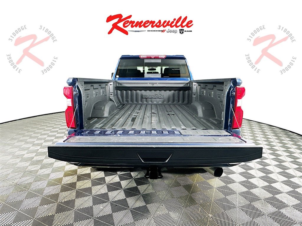 Used 2022 Chevrolet Silverado 2500 High Country image 30
