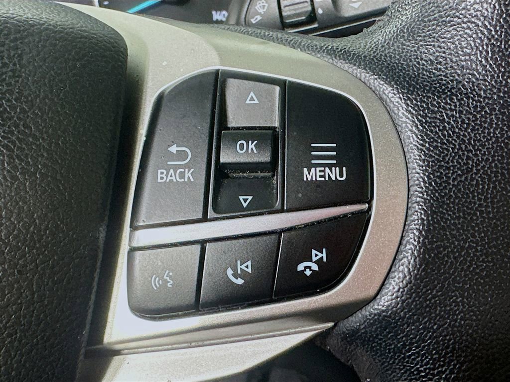 Used 2022 Ford Explorer Limited image 24