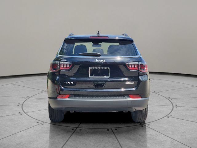Certified 2024 Jeep Compass Latitude AWD/4WD image 11