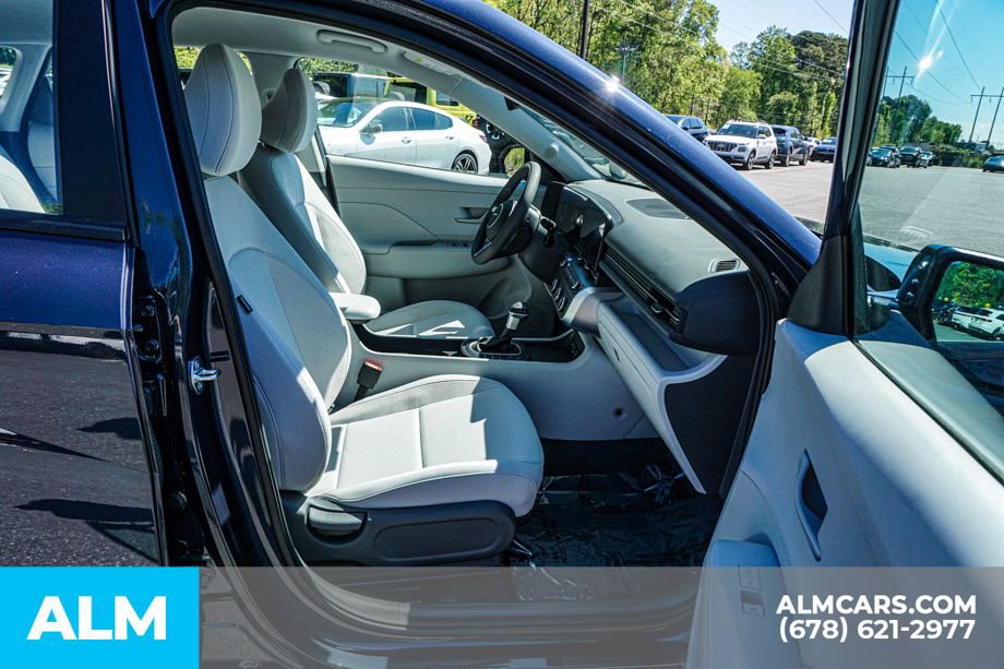 Used 2026 Hyundai Kona SE image 23