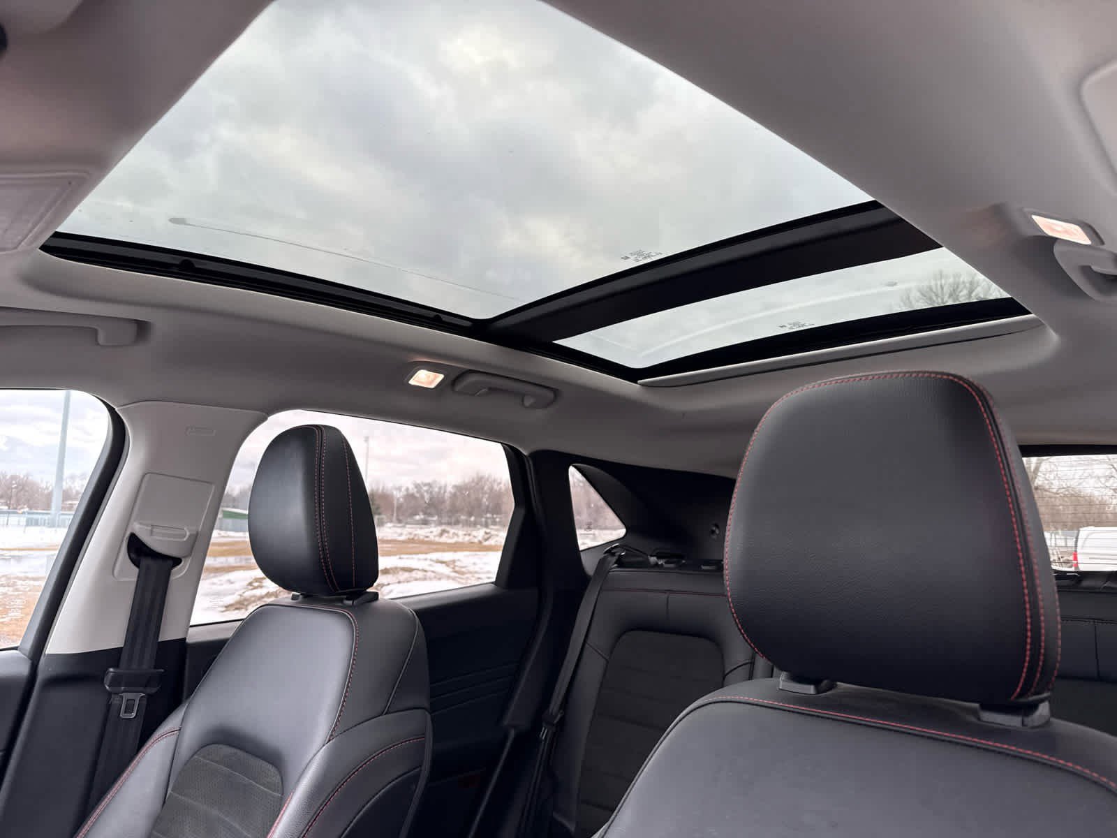 Certified 2022 Ford Escape SEL w/ SEL Stealth AWD Package image 13