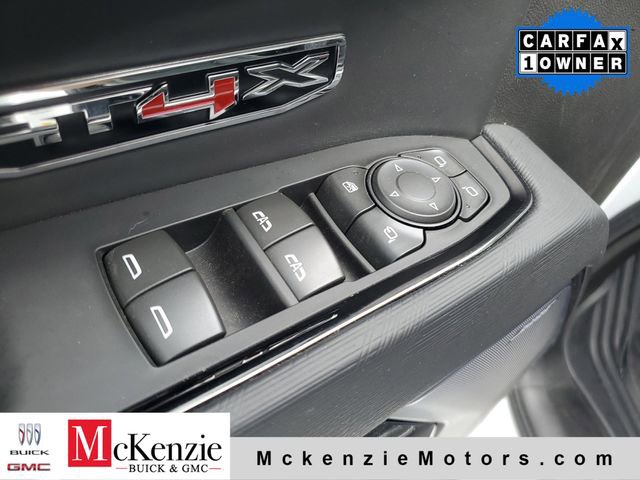 Used 2025 GMC Sierra 1500 AT4X AWD/4WD image 9