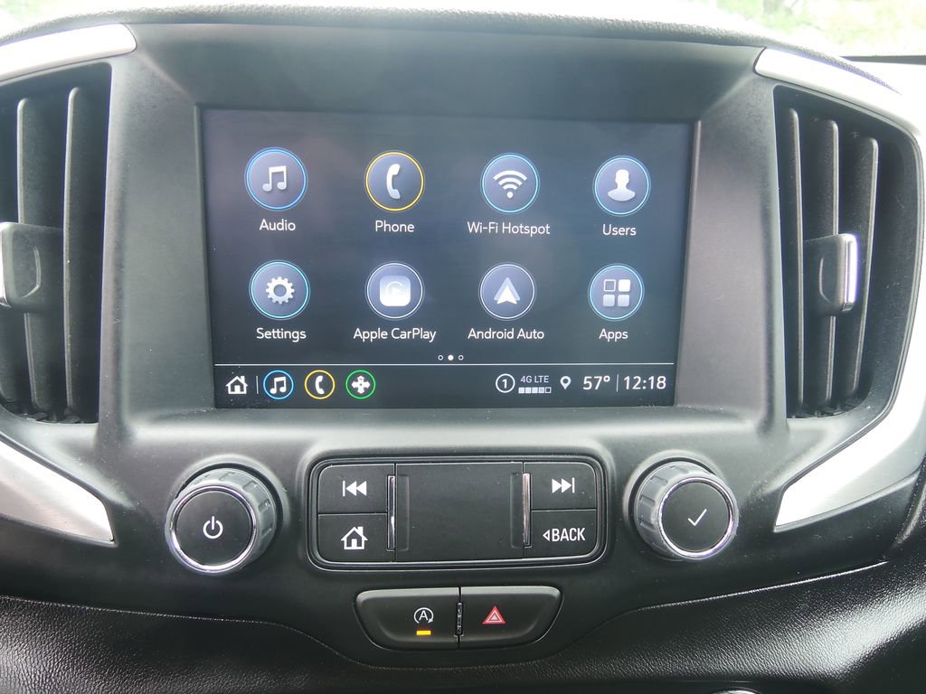 Used 2024 GMC Terrain SLT w/ Elevation Edition FWD image 17