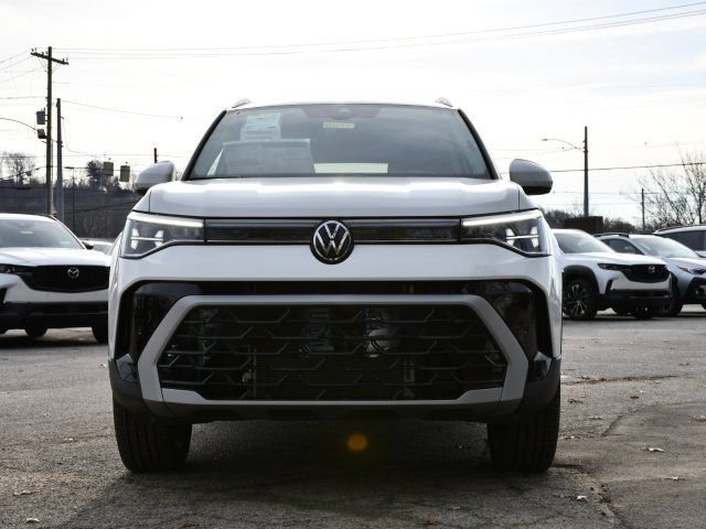 New 2026 Volkswagen Taos SEL AWD/4WD image 2