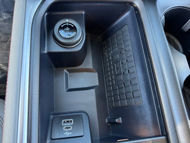 Used 2025 Ford Expedition Max Active AWD/4WD image 29