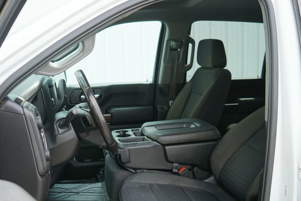 Used 2023 Chevrolet Silverado 2500 LT AWD/4WD image 11