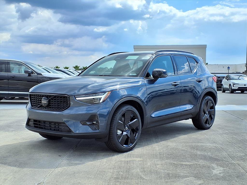 New 2026 Volvo XC40 B5 Ultra w/ Protection Package Premier AWD/4WD image 3