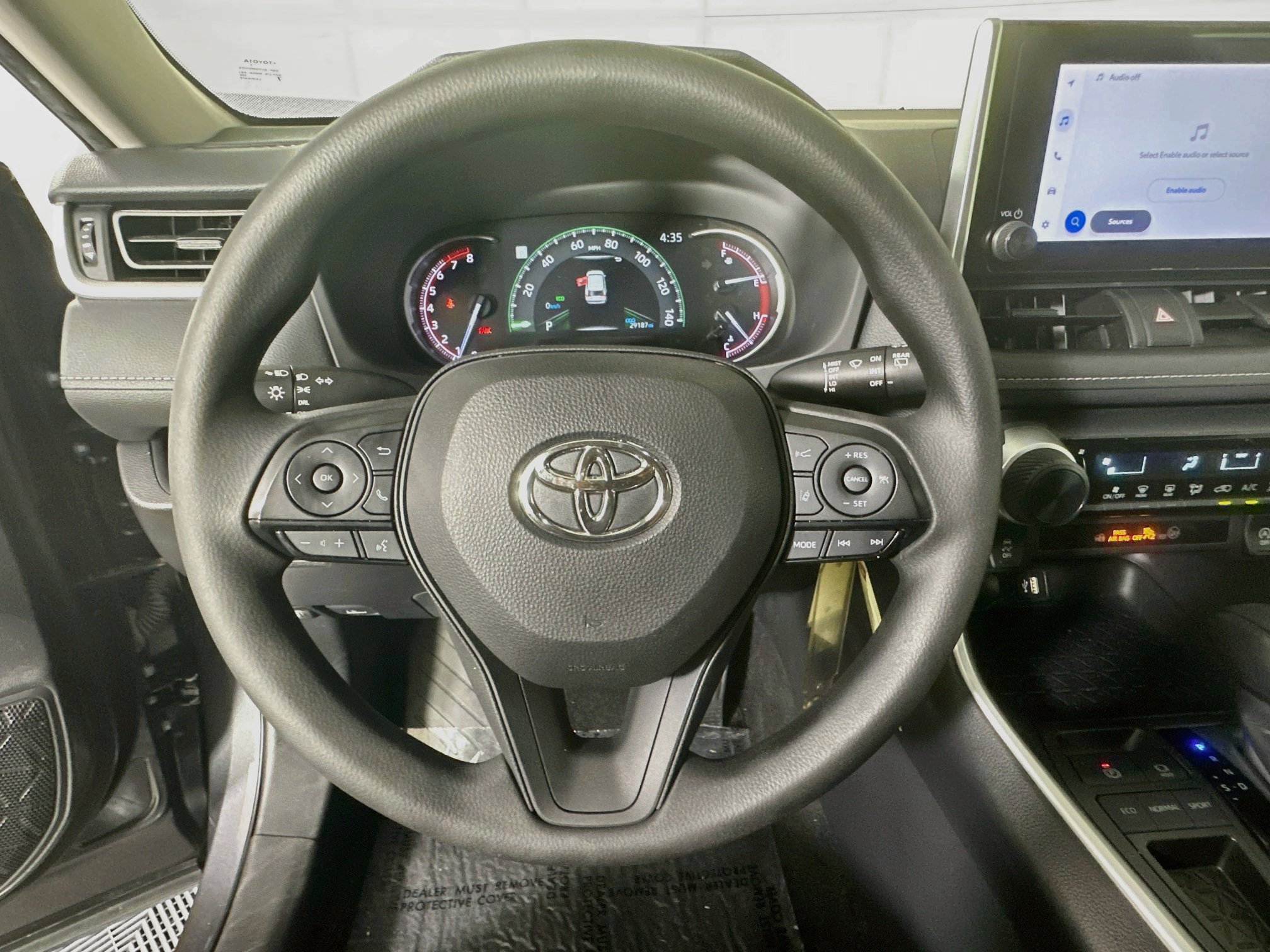 Used 2024 Toyota RAV4 LE FWD image 15