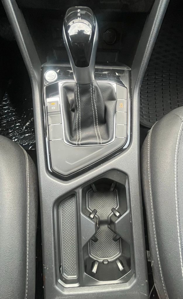 Certified 2024 Volkswagen Taos SE w/ MDO Package FWD image 16