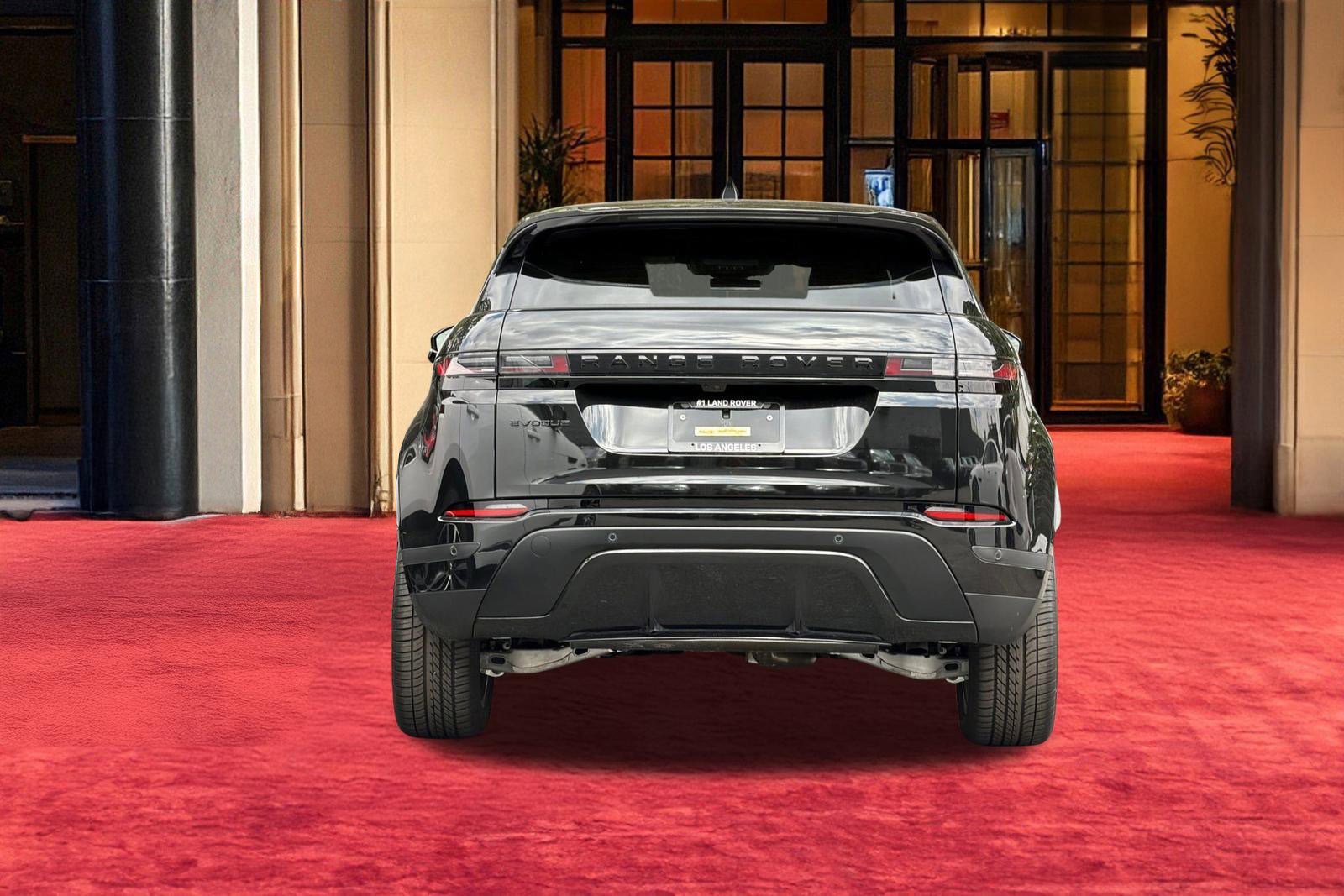 Used 2026 Land Rover Range Rover Evoque S AWD/4WD image 9