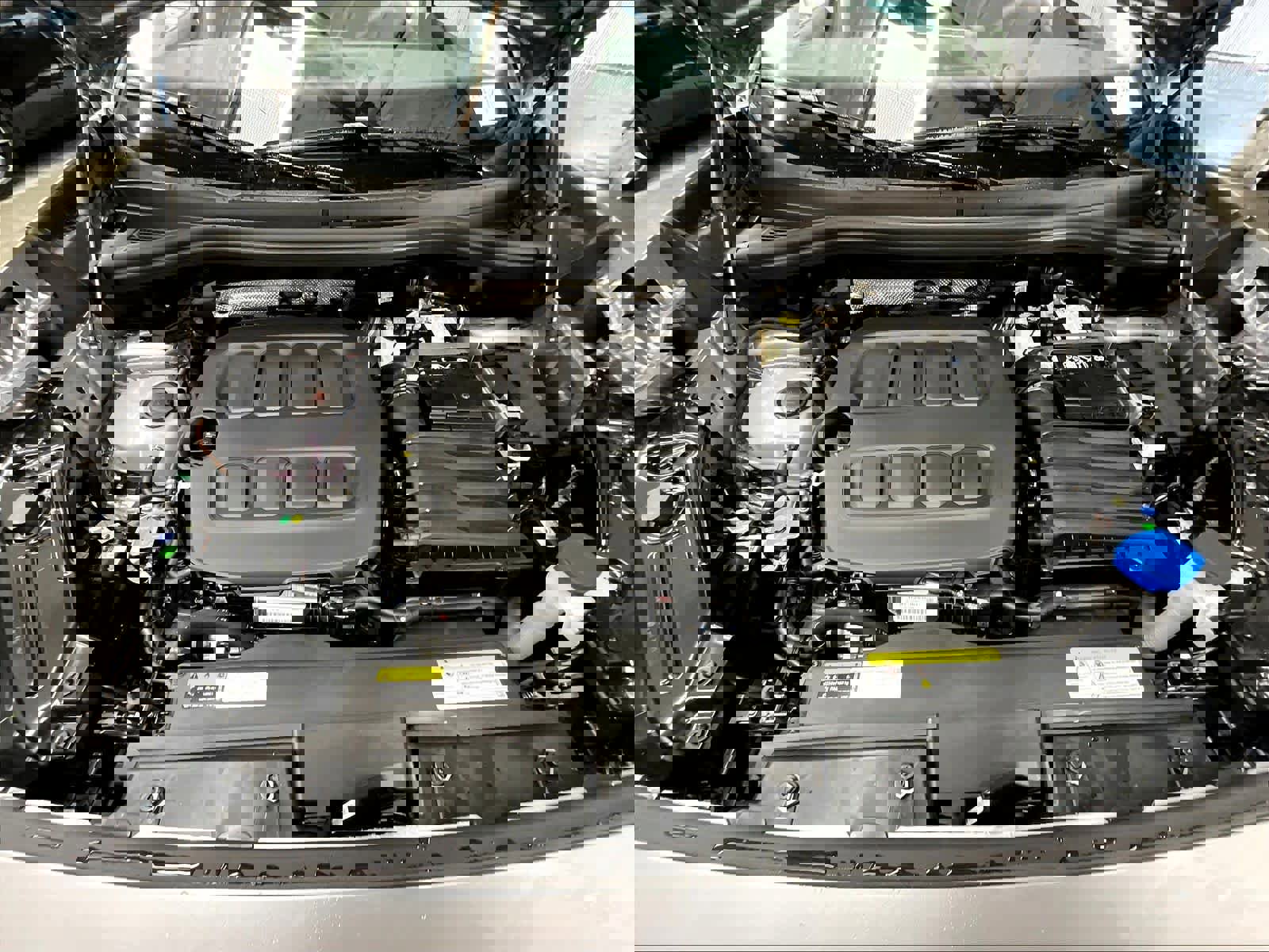 New 2026 Volkswagen Tiguan SE image 13