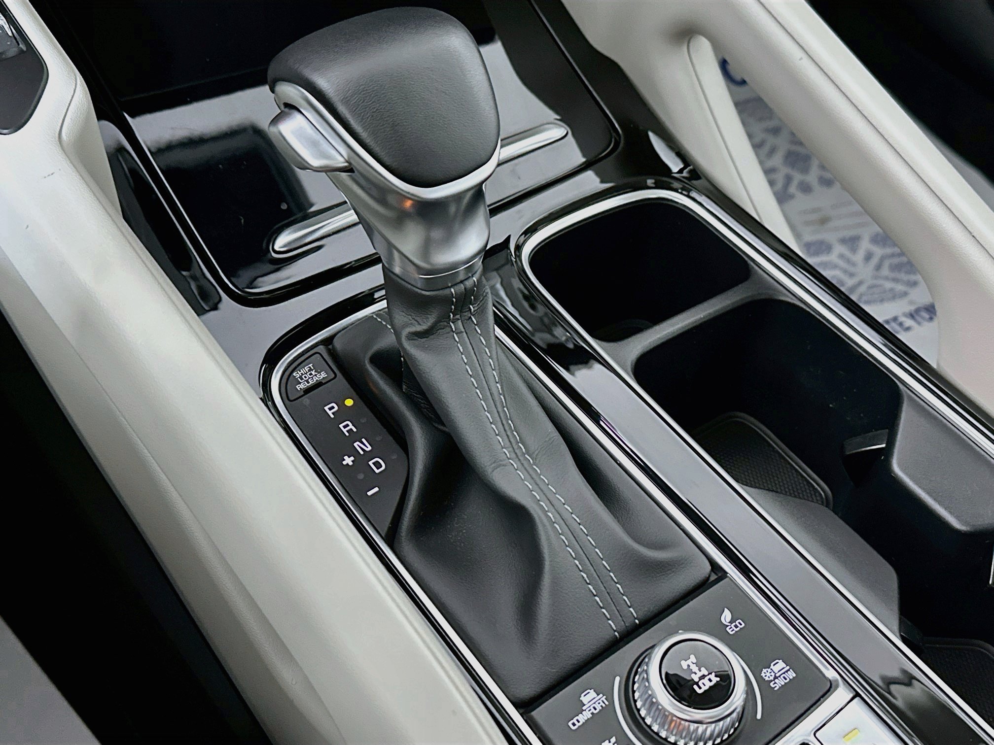 Certified 2025 Kia Telluride S AWD/4WD image 17