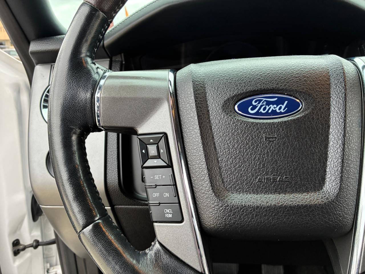 Used 2017 Ford Expedition EL Platinum image 31