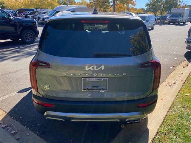 Used 2022 Kia Telluride S image 32