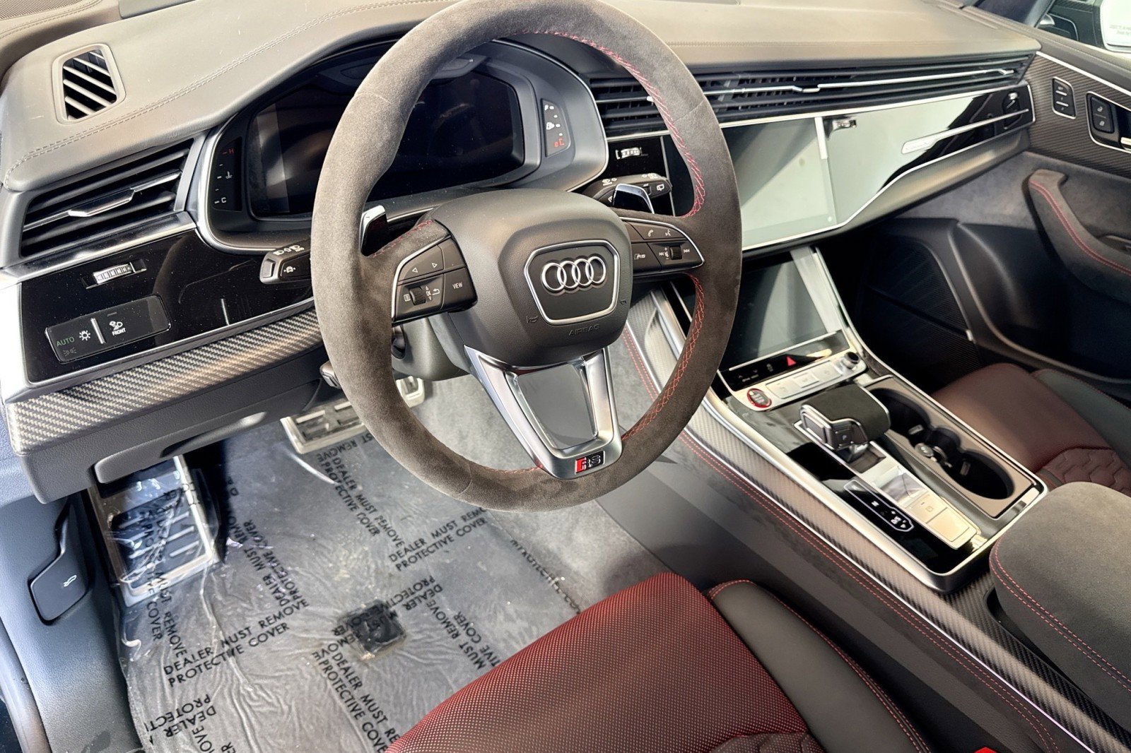 New 2026 Audi RS Q8 performance image 9