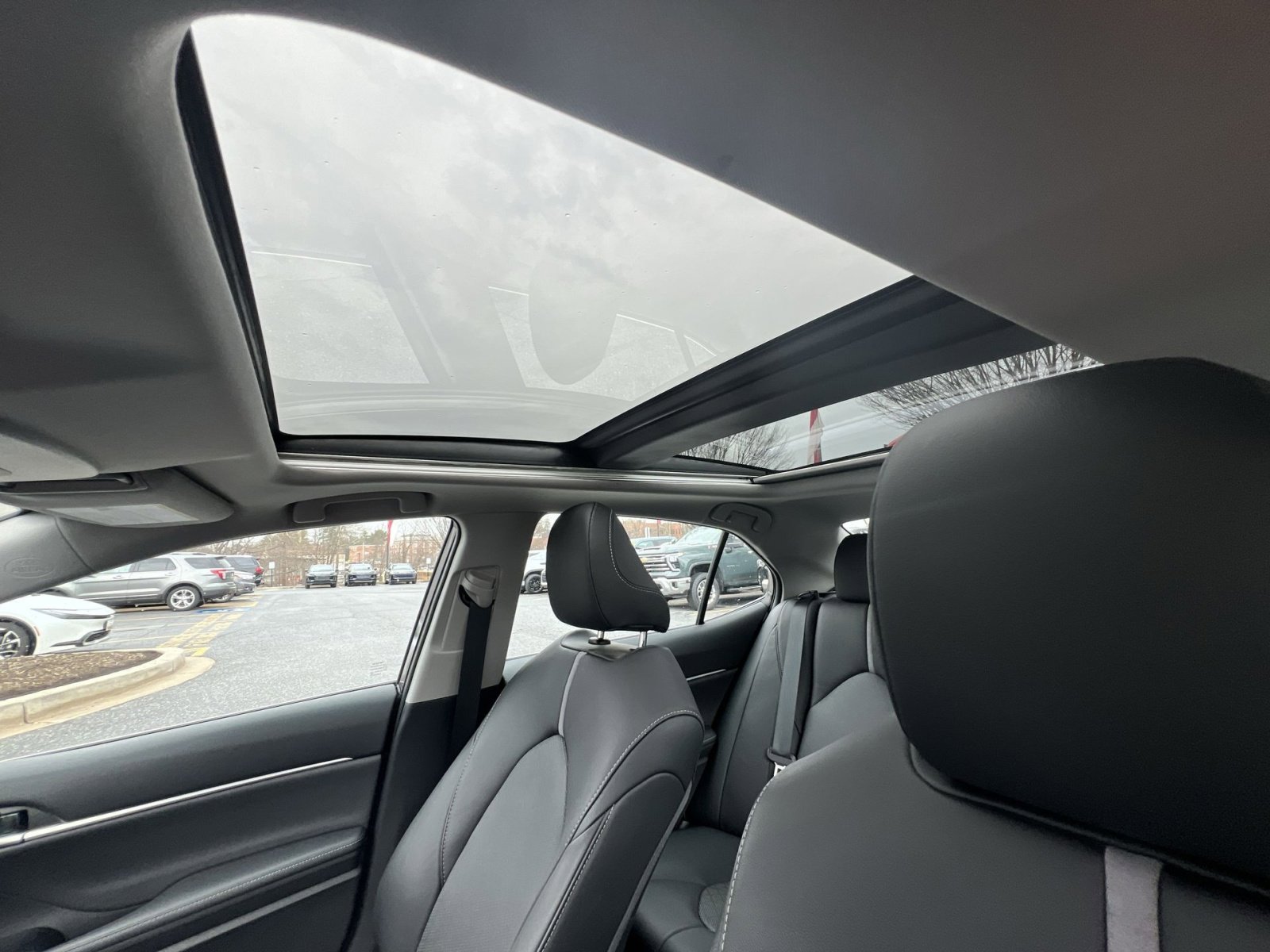 Used 2019 Toyota Camry XSE w/ Driver Assist Package image 24