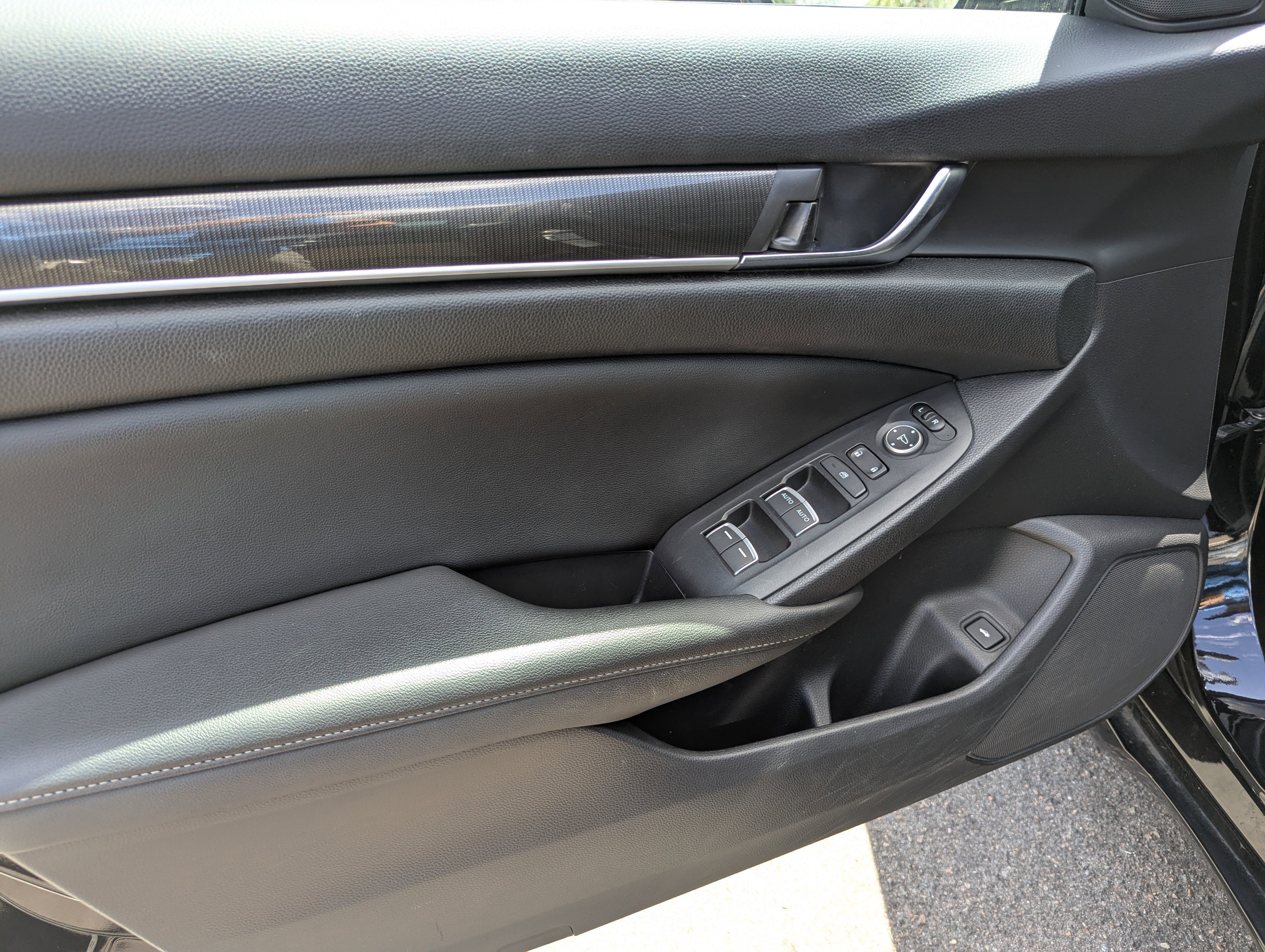 Used 2019 Honda Accord Sport image 17