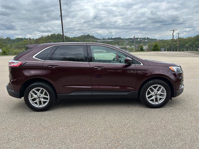 Certified 2024 Ford Edge SEL w/ Convenience Package AWD/4WD image 5