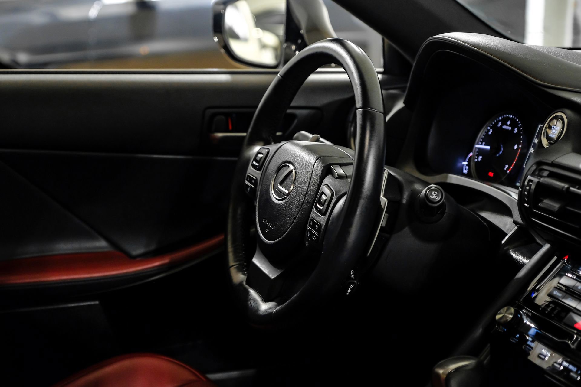 Used 2024 Lexus IS 300 w/ Comfort Package image 17