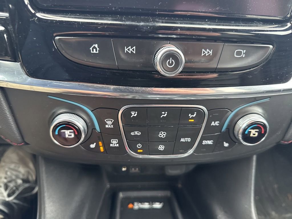 Used 2023 Chevrolet Traverse RS w/ LPO, Floor Liner Package image 21