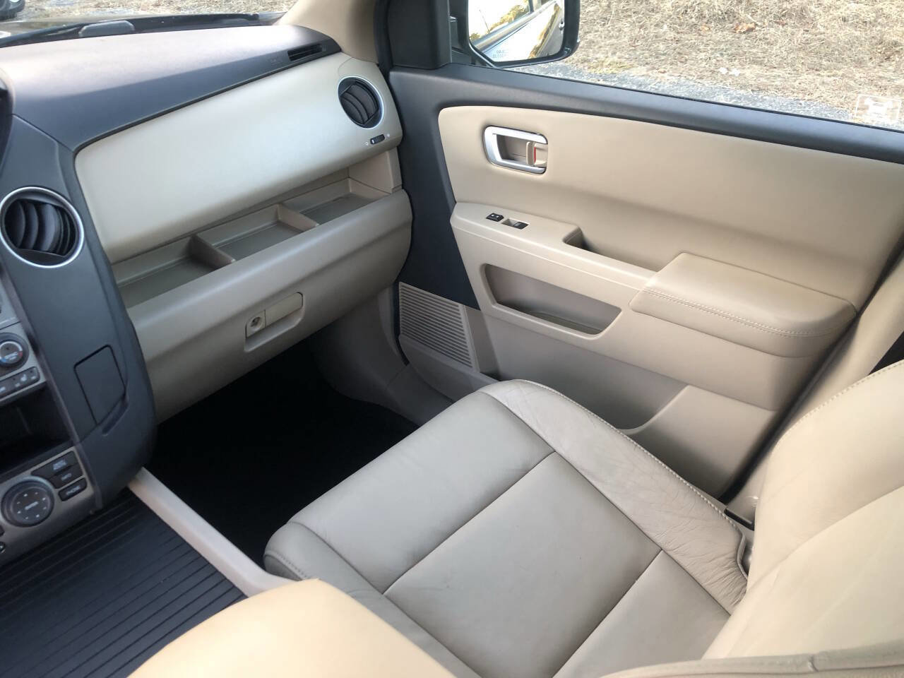 Used 2012 Honda Pilot Touring image 11