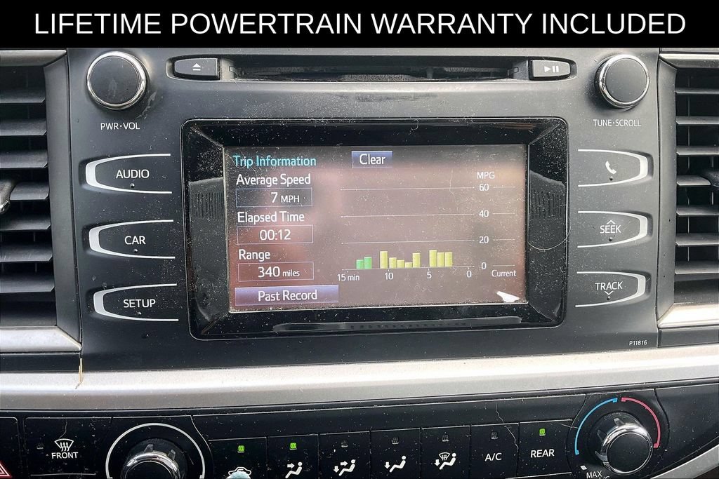 Used 2019 Toyota Highlander LE FWD image 21