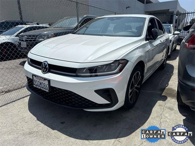 Certified 2025 Volkswagen Jetta Sport
