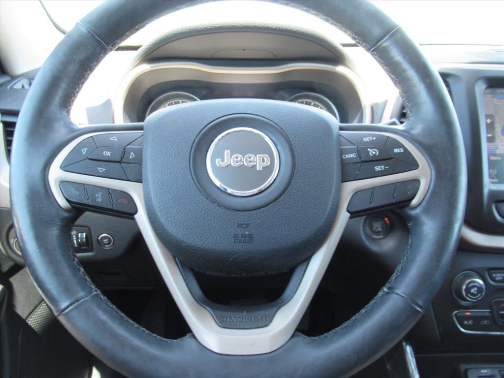 Used 2014 Jeep Cherokee Limited w/ Luxury Group image 22