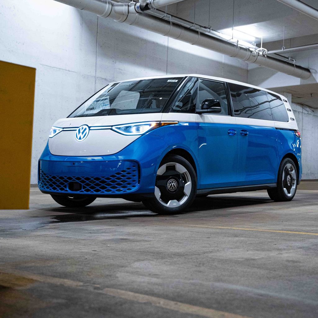 New 2025 Volkswagen ID. Buzz Pro S Plus