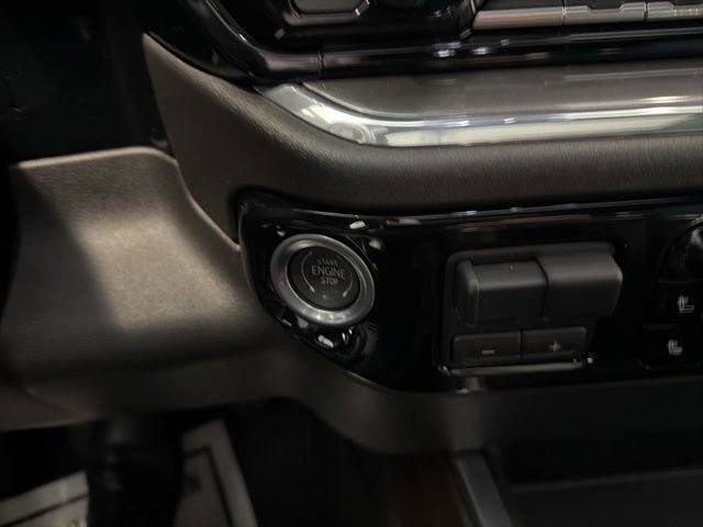 Used 2023 Chevrolet Silverado 1500 High Country w/ High Country Premium Package image 27