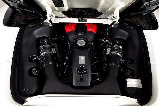 Certified 2018 Ferrari 488 Spider RWD image 9