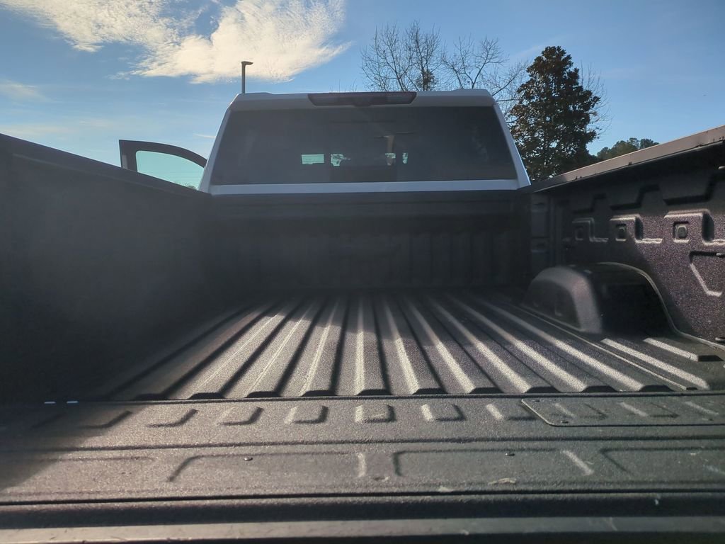 Used 2024 Chevrolet Silverado 2500 LTZ w/ LTZ Premium Package image 28