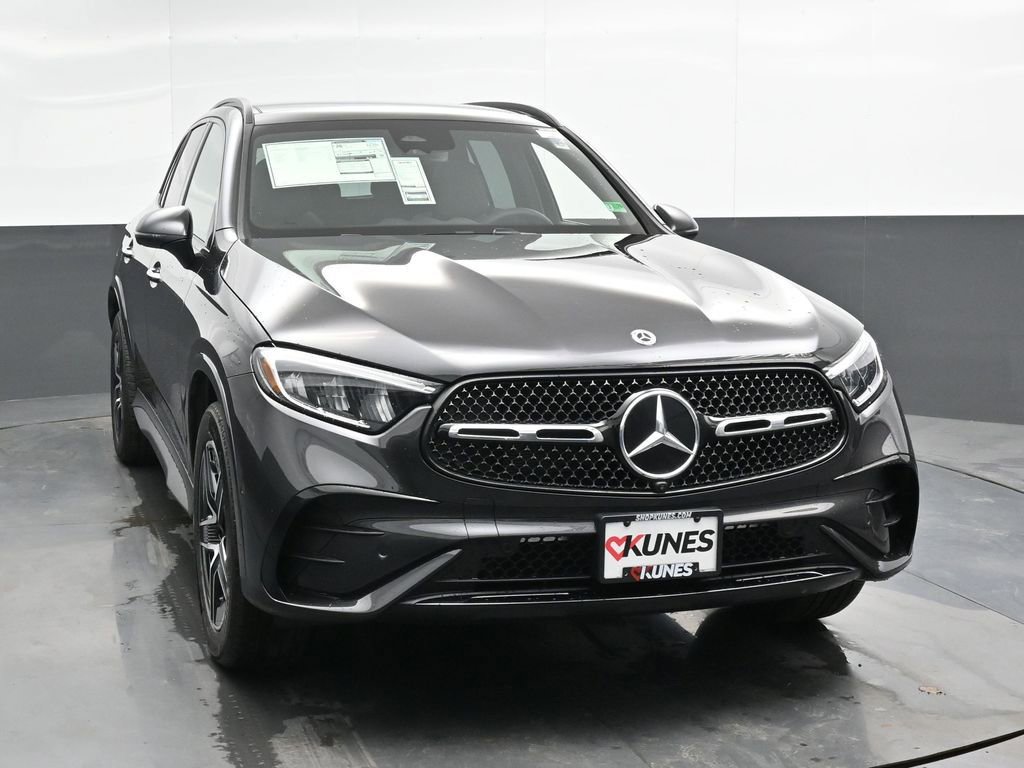 New 2025 Mercedes-Benz GLC 300 4MATIC image 4