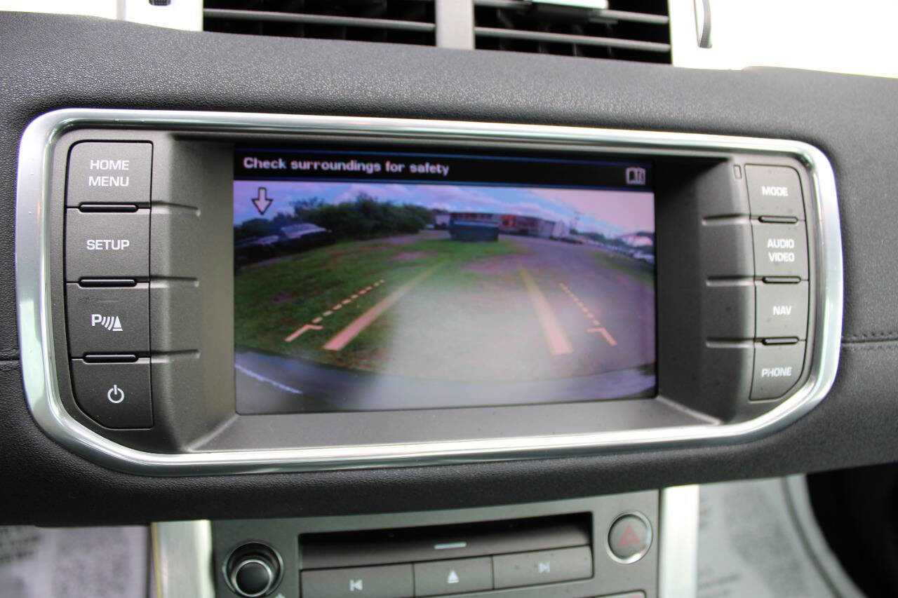 Used 2013 Land Rover Range Rover Evoque Pure Premium image 19