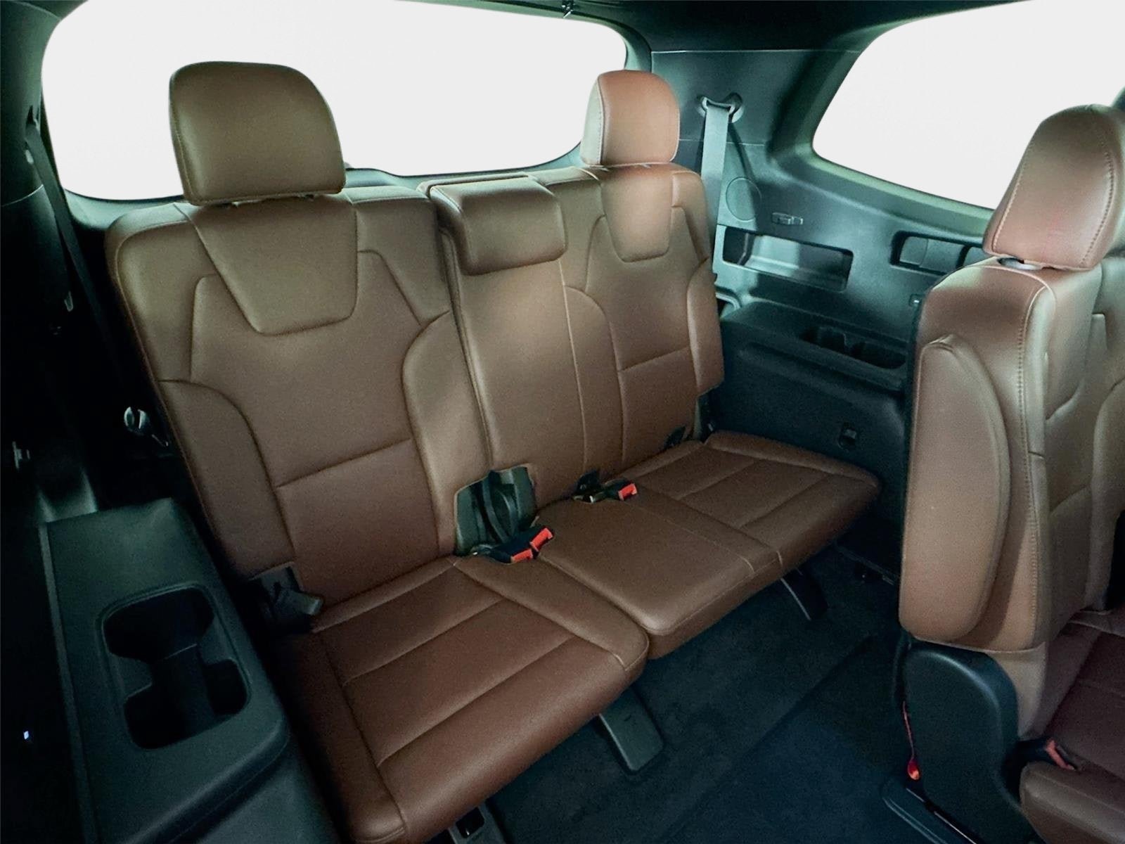 Certified 2024 Kia Telluride EX w/ EX Captain's Chair Package AWD/4WD image 29