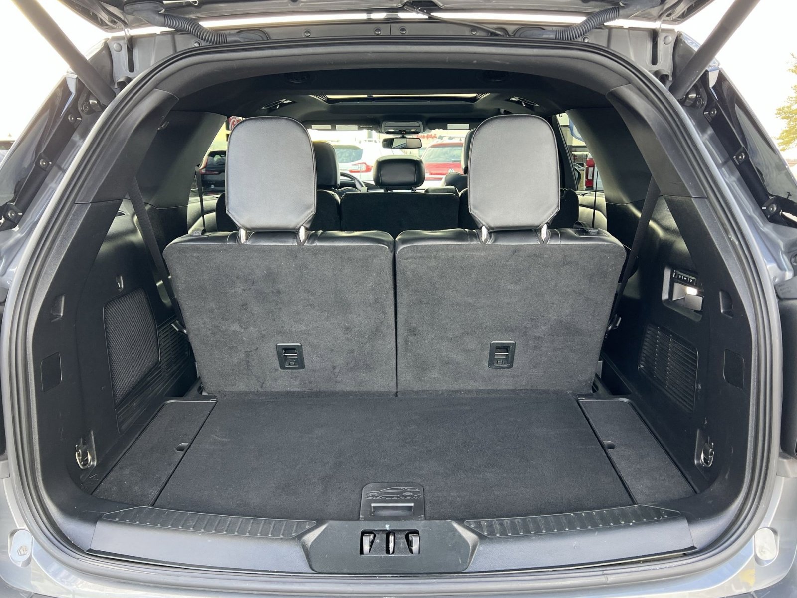 Used 2022 Ford Explorer ST w/ Equipment Group 401A image 27