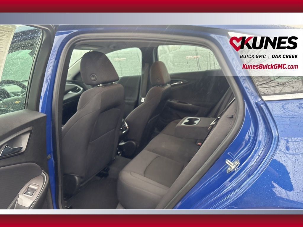 Used 2023 Chevrolet Malibu LT image 23