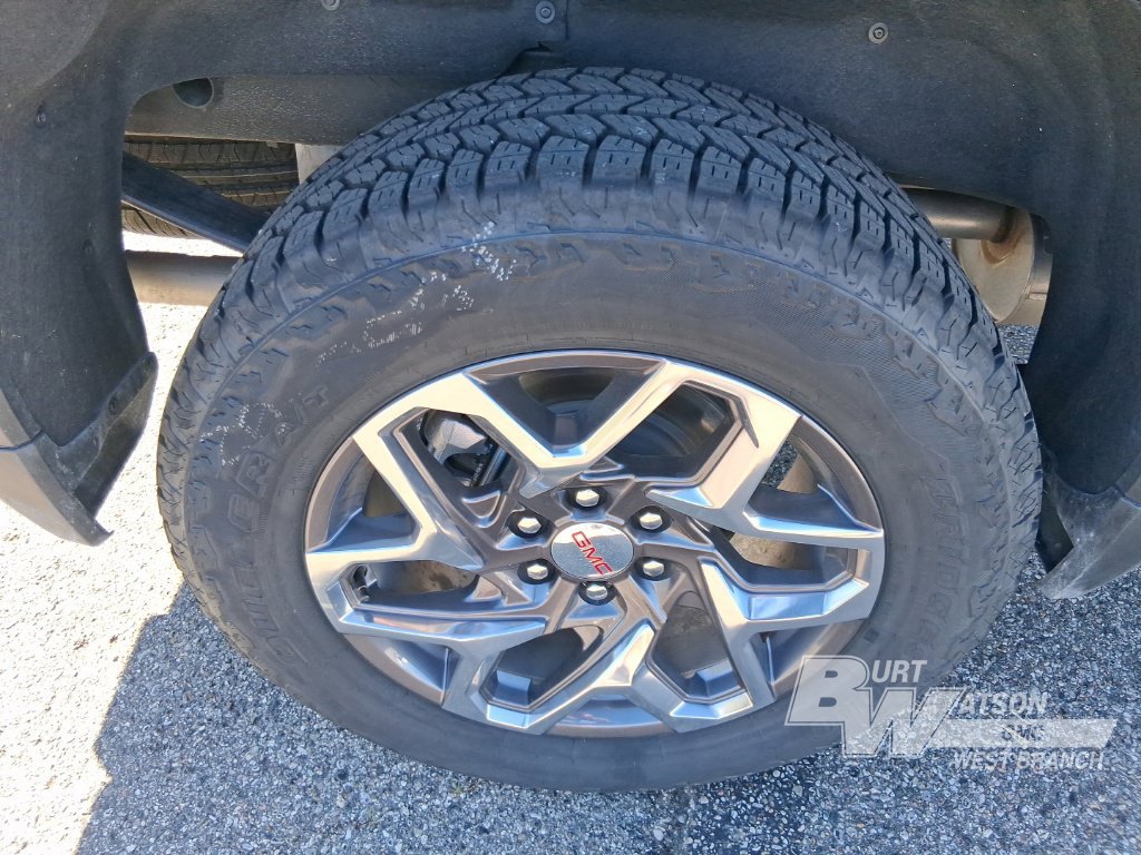 Used 2026 GMC Sierra 1500 SLE AWD/4WD image 17