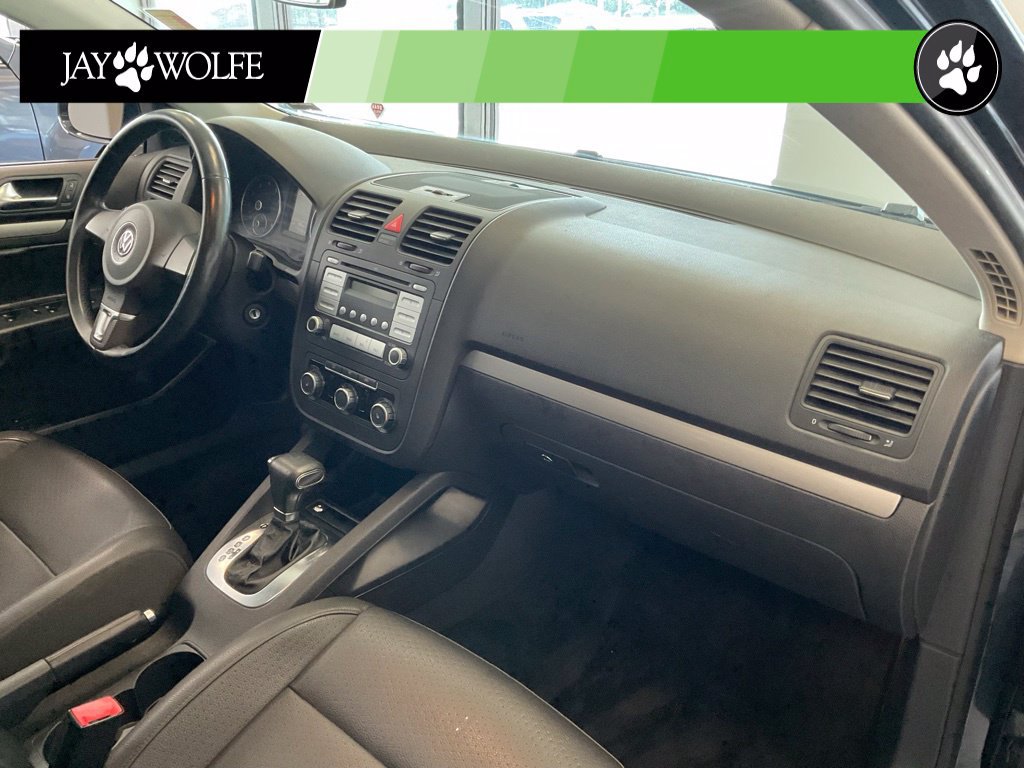 Used 2010 Volkswagen Jetta Limited Edition FWD image 14