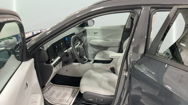 Used 2024 Hyundai Kona SEL AWD/4WD image 14